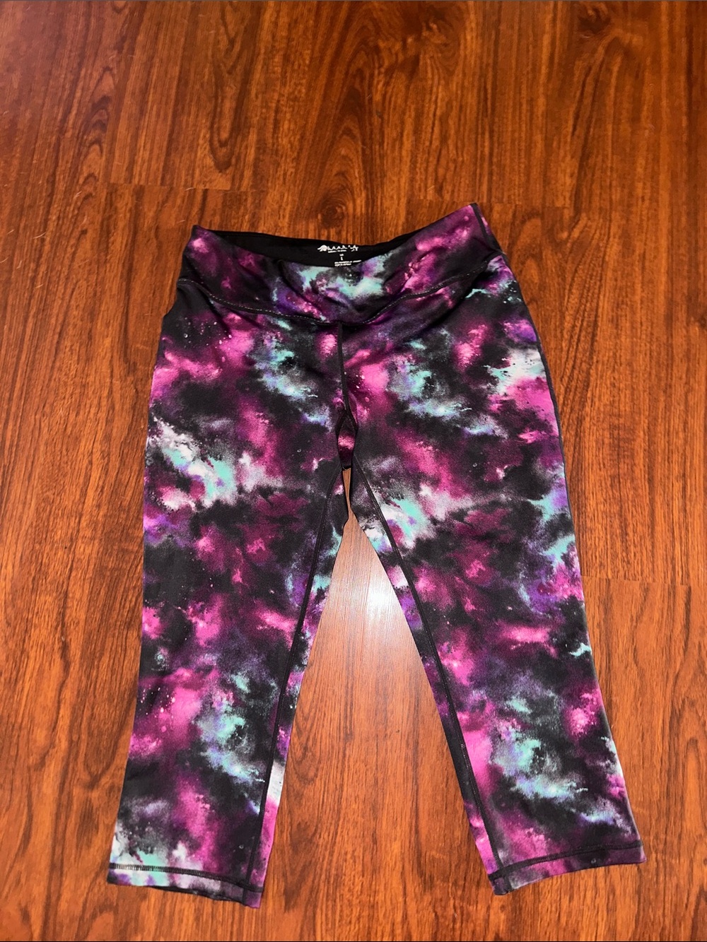 Ideology Purple Teal Galaxy Capri Leggings size L